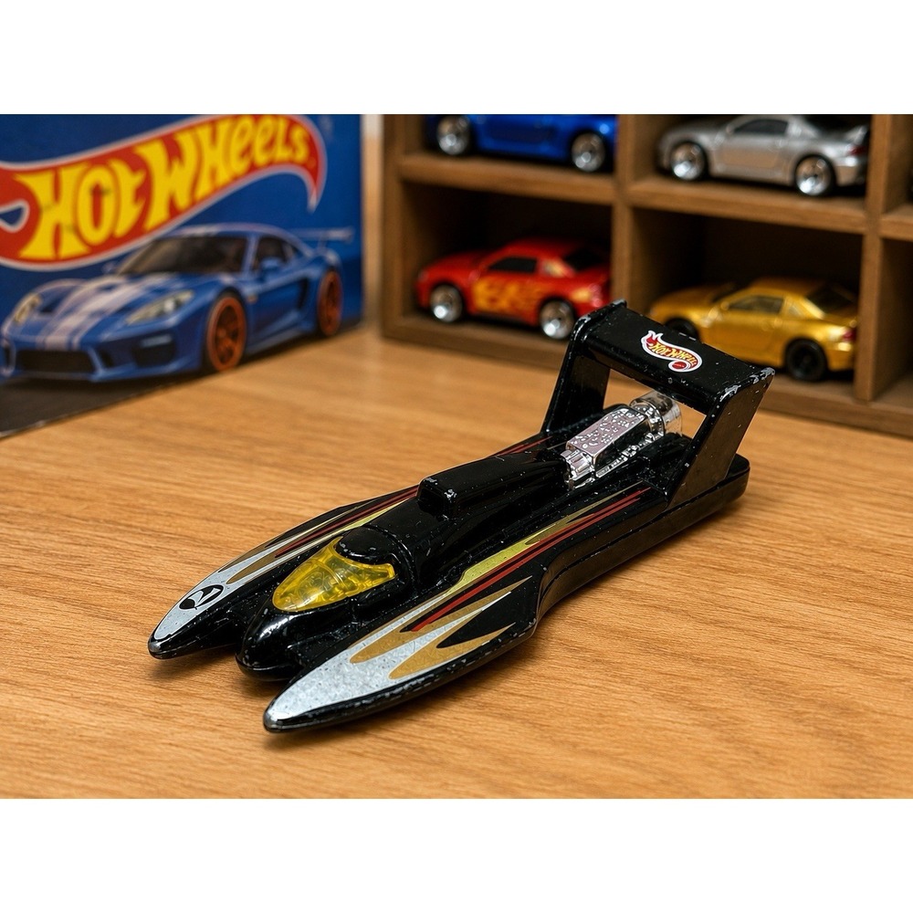 Hot Wheels Hydroplane Black Silver Gold Boat 1995 1:64 Vintage Loose Diecast